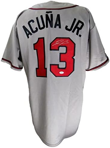 Ronald Acuna Ifjabb Aláírt Atlanta Braves Fenséges Szürke Baseball Jersey SZÖVETSÉG 158500 - Dedikált MLB Mezek